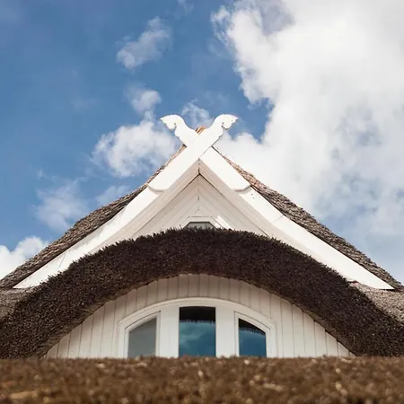 Strandhaus Claassen 01 * Ahrenshoop